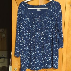 Women's Blue Floral Top